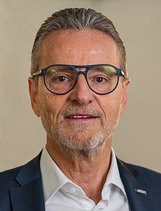 © Dominik Winterholer